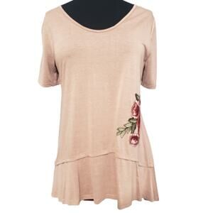Embroidered Floral V Neck Short Sleeve Layered High Low Tunic Top